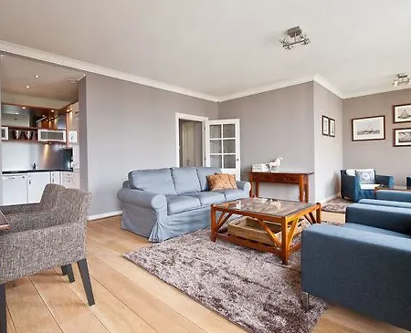 Short Group Leidsesquare Luxury *