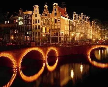 Short Group Leidsesquare Luxury Hotel *